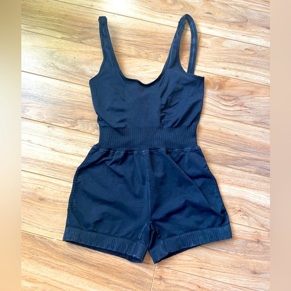 Free People FP Movement Good Karma Runsie - Picture 4 of 9